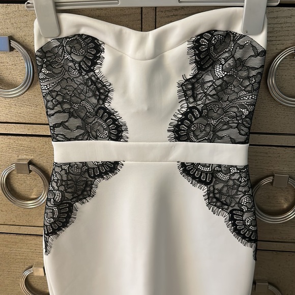 Guess by Marciano Dresses & Skirts - Guess by Marciano white and black lace mini dress